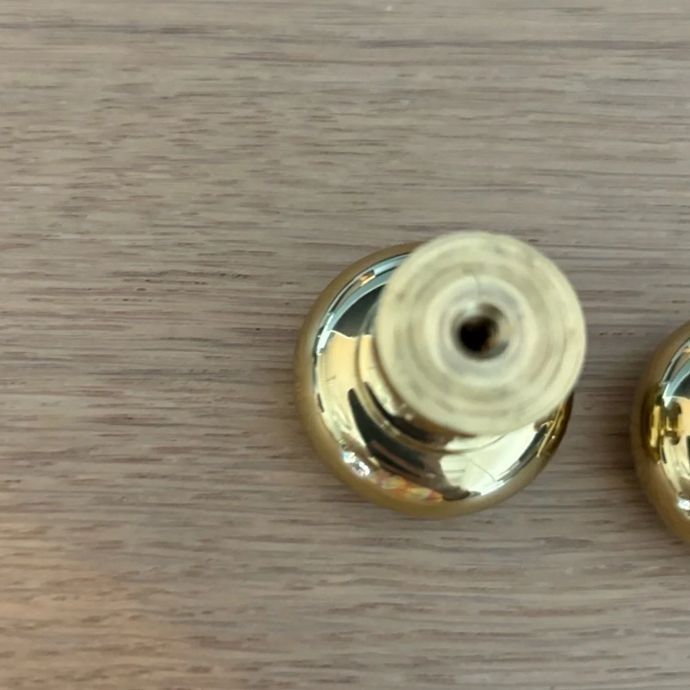Set of 2‎ cabinet door knobs Solid brass. New